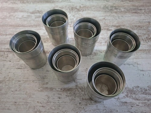 Teiliges zinnbecher set - 24-teiliges, zinnbecher-set