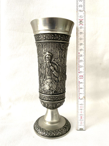 Zinnbecher zinnpokal auf fuß - auf,