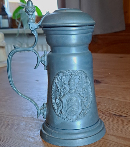 Zinnkrug mit deckel - zinnkrug,