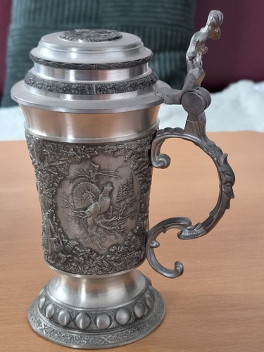Massiver zinnkrug mit - zinnkrug,